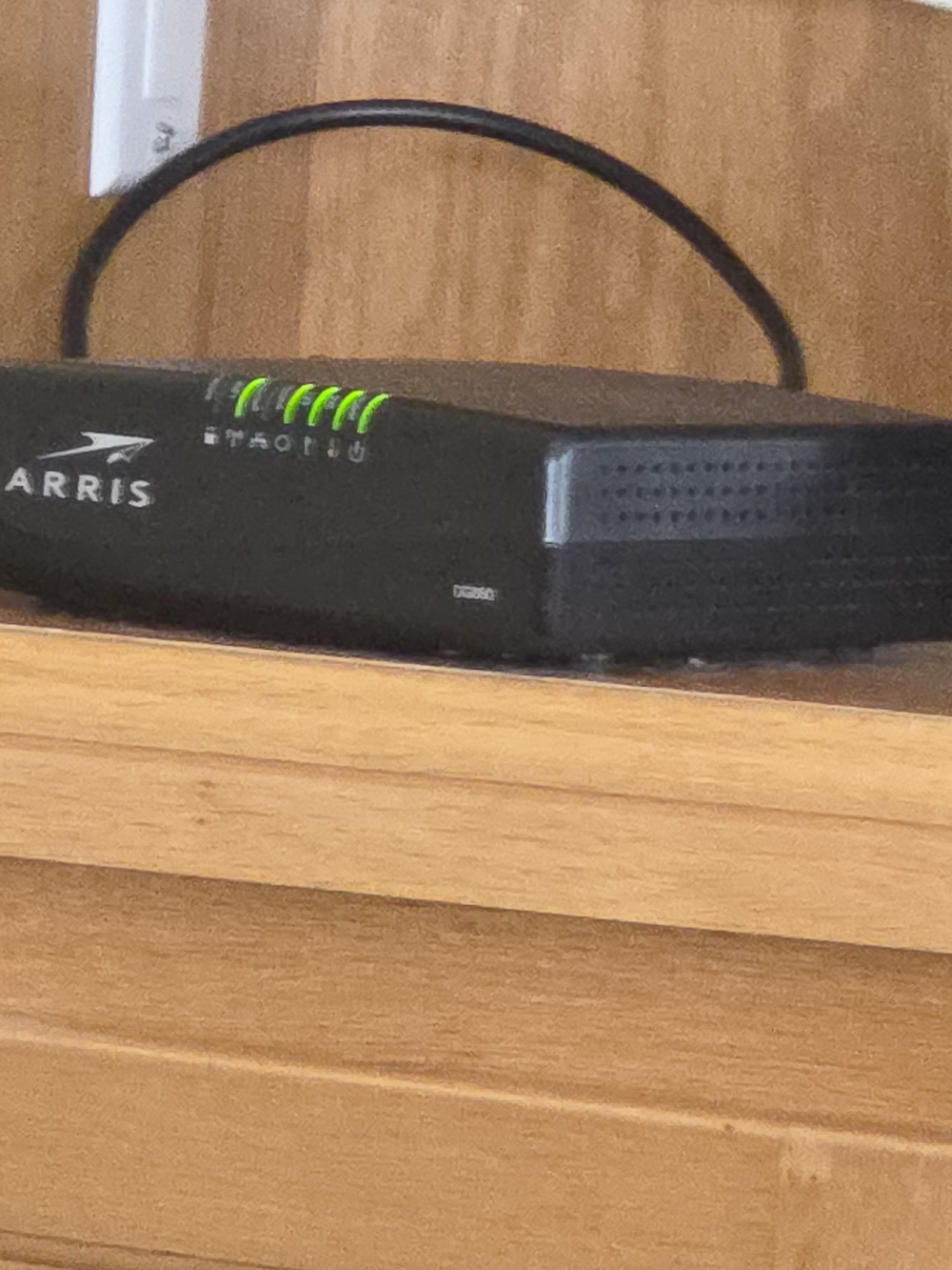 ARRIS DG860P2 Cable Modem Router Combo